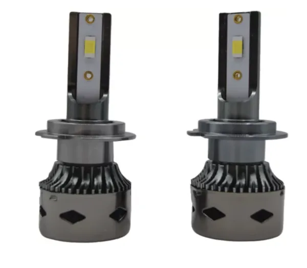 Set 2 becuri auto D8 H7 100W 15000 lumeni canbus